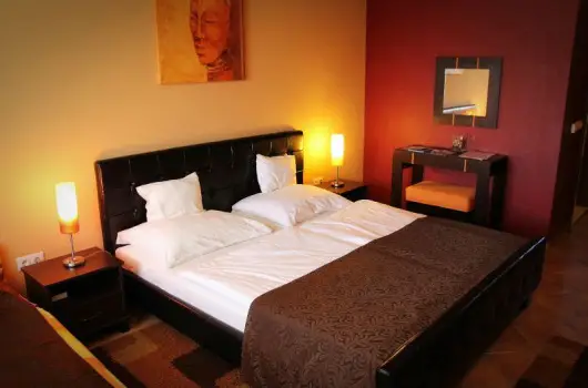 Bajor Panzi Aparthotel, Bk, Bkfrd, Sopron - 31 km