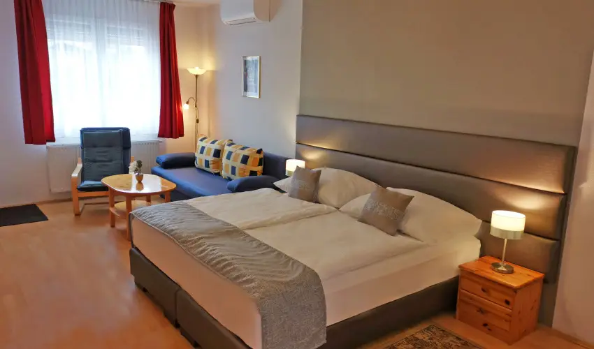 Brigitte Apartman Bk, Bkfrd