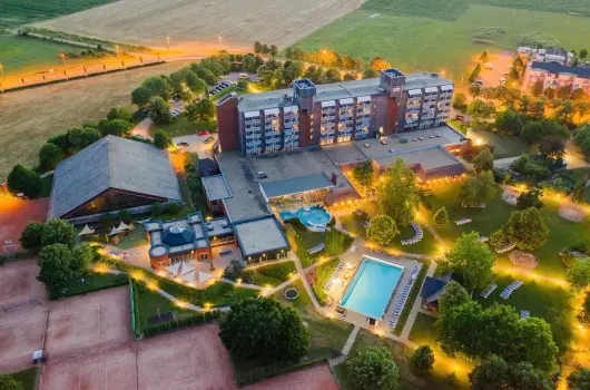 Danubius Hotel Bk, Bk, Bkfrd, Sopron - 32 km