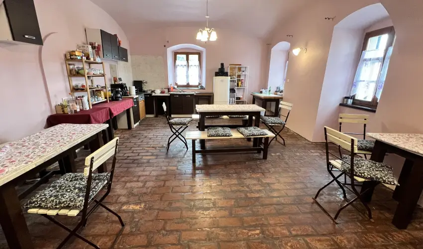 K�bor Macska Fogad� K�szeg