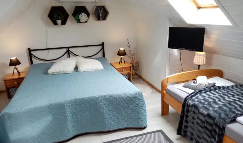 K�szeghegyalja Vend�gh�z Horv�tzsid�ny