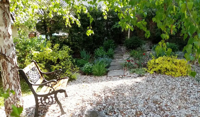 K�szeghegyalja Vend�gh�z Horv�tzsid�ny