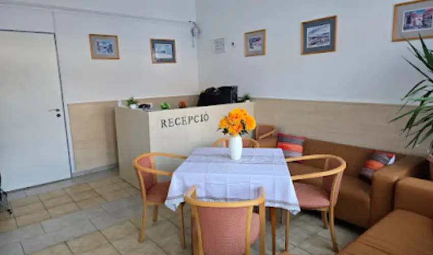 Lencs�s Apartmanh�z Apartmanok Sopron